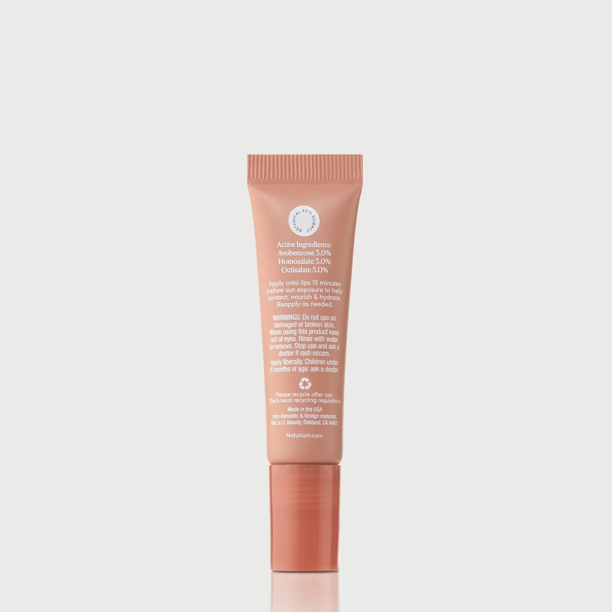 phyto-glow-lip-balm-spf-45-getaway-g0 NATR-10126_PhytoGlow_SPF_Getaway_primary_capon_back_bonebkgd_1.webp