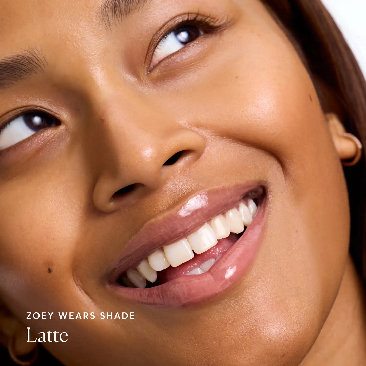 phyto-glow-lip-balm-latte-g4 NATR-60110-Alt-Images-Phyto-Glow-Lip-Balm-Latte-04.webp