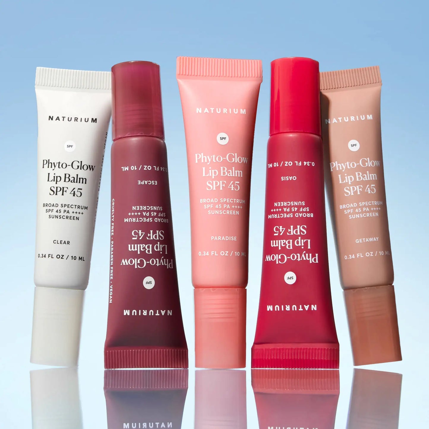 phyto-glow-lip-balm-spf-45-getaway-g0 phytoglowSPF_6428-crop_cde1553e-6f3e-4726-9686-a6dd715ed7c9.webp