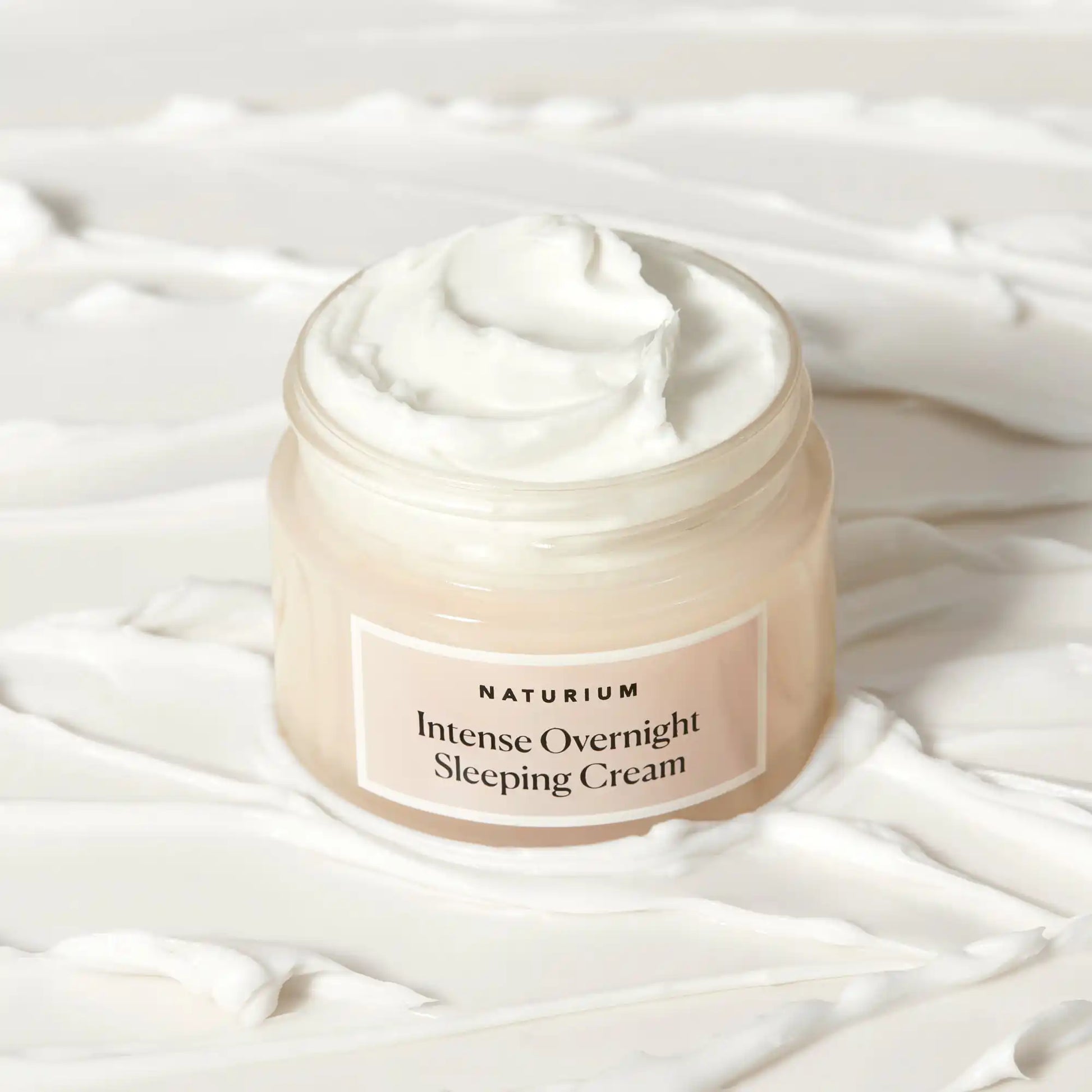 intense-overnight-sleeping-cream-i1 sleepingcream_0880-crop_1.webp